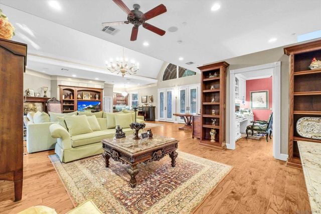 45455 Lorenz Ln, Temecula, CA 92590