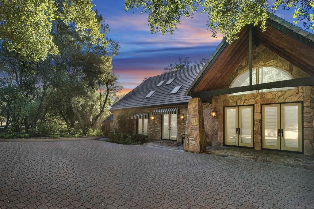 45455 Lorenz Ln, Temecula, CA 92590