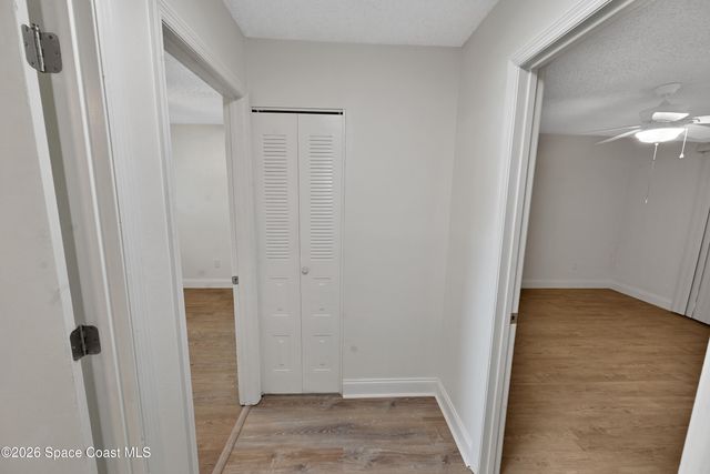 400 Calabria Avenue SE, Palm Bay, FL 32909