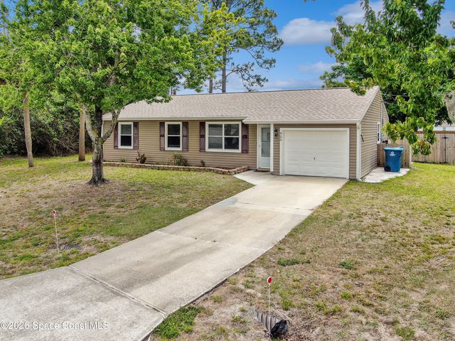 400 Calabria Avenue SE, Palm Bay, FL 32909