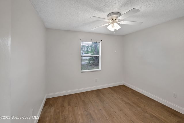 400 Calabria Avenue SE, Palm Bay, FL 32909