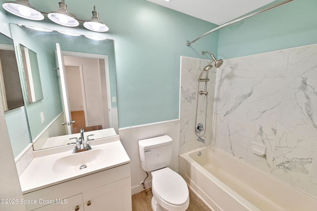 400 Calabria Avenue SE, Palm Bay, FL 32909