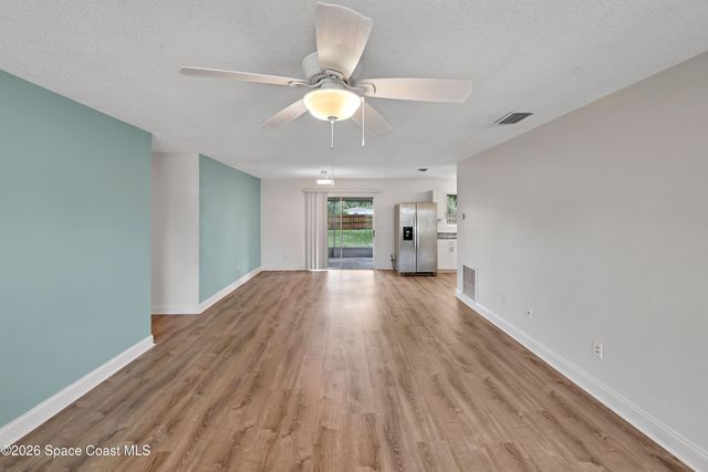 400 Calabria Avenue SE, Palm Bay, FL 32909