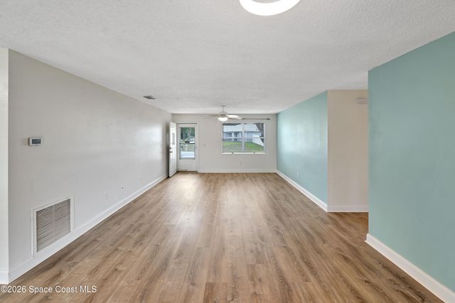 400 Calabria Avenue SE, Palm Bay, FL 32909