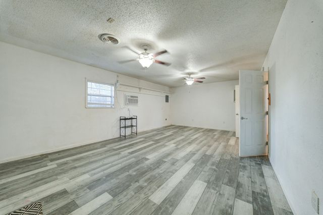 2810 42nd Street, Lubbock, TX 79413