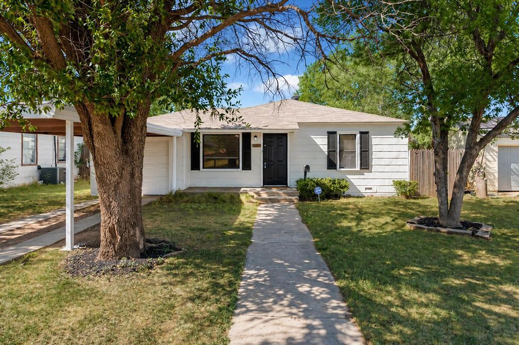2810 42nd Street, Lubbock, TX 79413