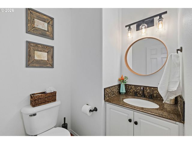 1636 Se KNAPP St, Portland, OR 97202