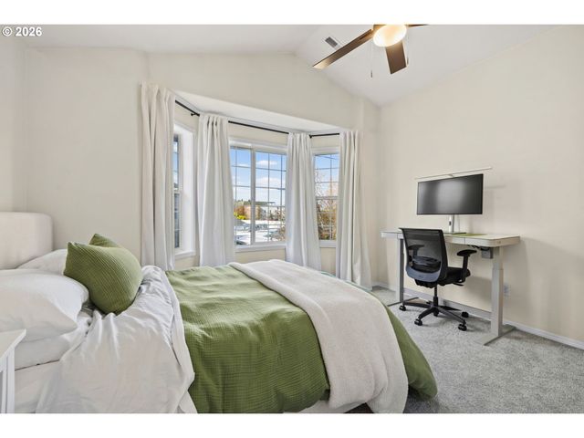 1636 Se KNAPP St, Portland, OR 97202