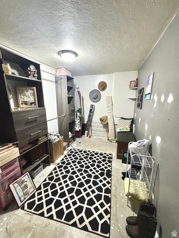 1150 E SEGO LILY DR, Sandy, UT 84094