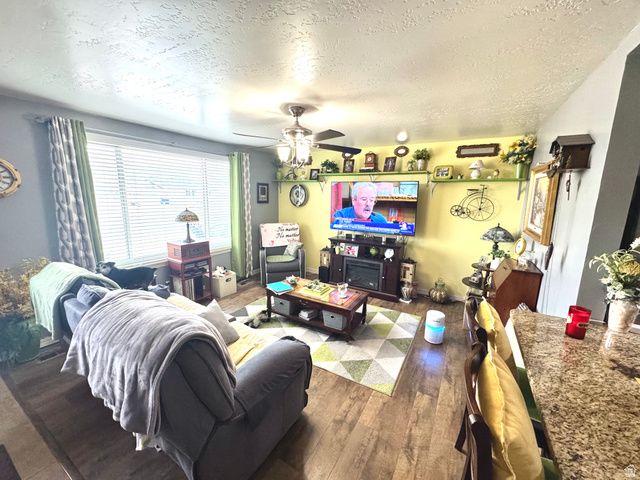 1150 E SEGO LILY DR, Sandy, UT 84094