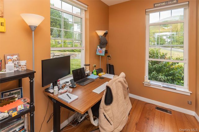 21 Castleton Drive, Highland Mills, NY 10930