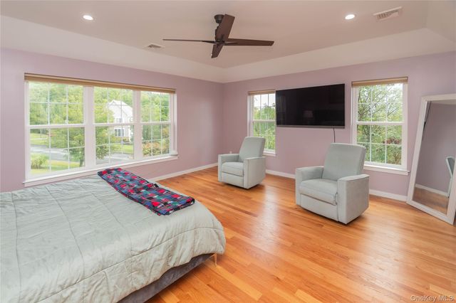 21 Castleton Drive, Highland Mills, NY 10930