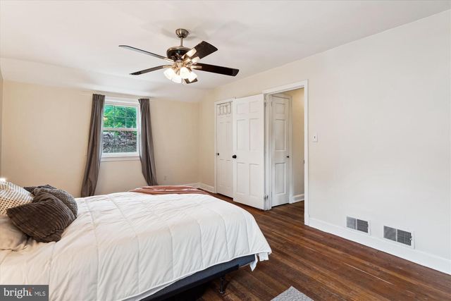 2106 ROSS RD, Silver Spring, MD 20910