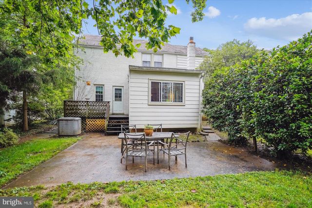 2106 ROSS RD, Silver Spring, MD 20910