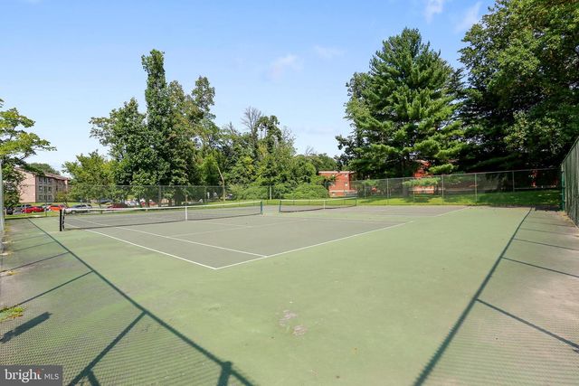 2106 ROSS RD, Silver Spring, MD 20910