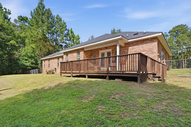 79 Fairview Dr., Petal, MS 39465