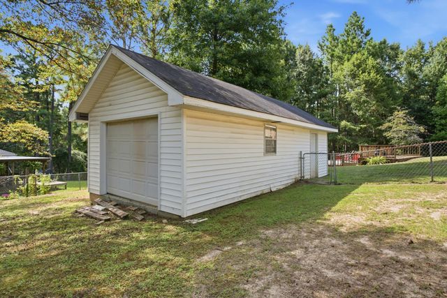 79 Fairview Dr., Petal, MS 39465