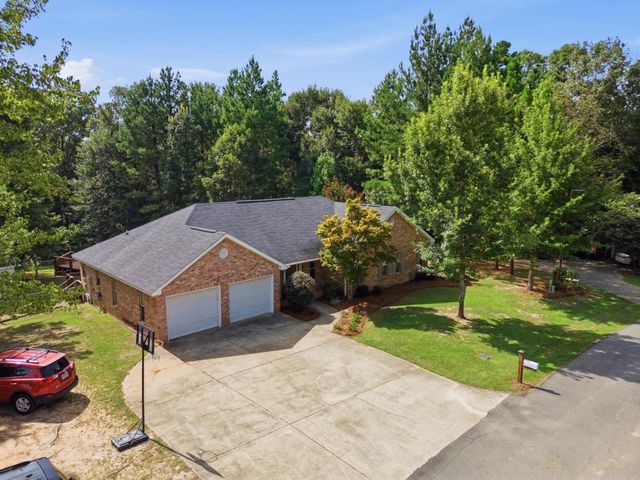79 Fairview Dr., Petal, MS 39465