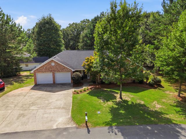 79 Fairview Dr., Petal, MS 39465