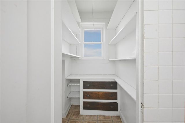 6343 N Oakley Avenue 3E, Chicago, IL 60659