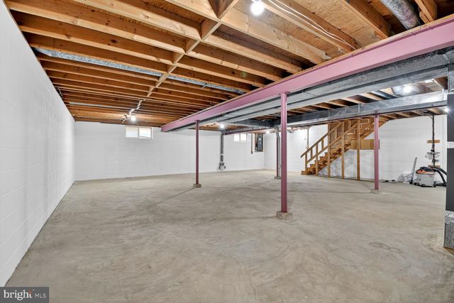 11902 BERNARD DR, Silver Spring, MD 20902