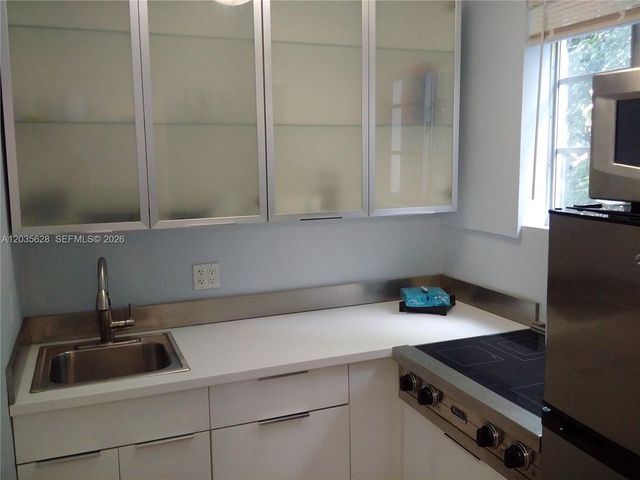 1525 Meridian Avenue 104, Miami Beach, FL 33139