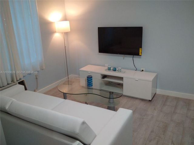 1525 Meridian Avenue 104, Miami Beach, FL 33139