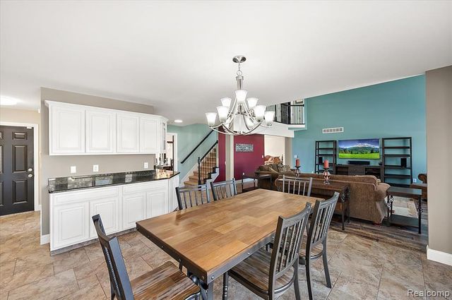 49931 Shelby Creek Drive, Utica, MI 48317