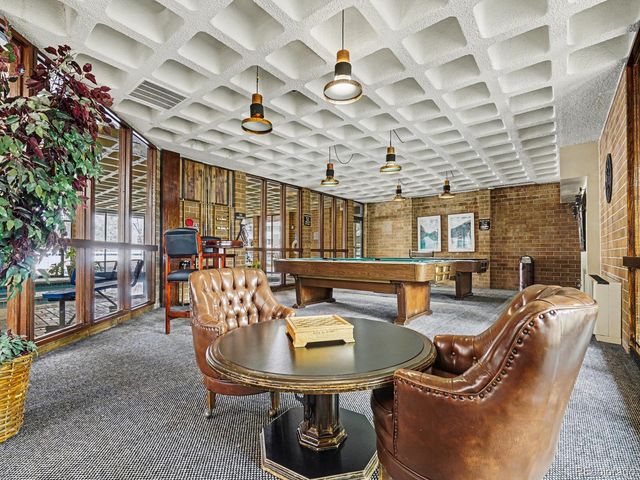 2880 S Locust Street 205S, Denver, CO 80222