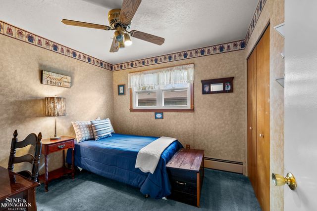 3914 Edgeland Avenue, Royal Oak, MI 48073