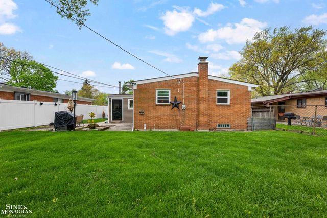 3914 Edgeland Avenue, Royal Oak, MI 48073