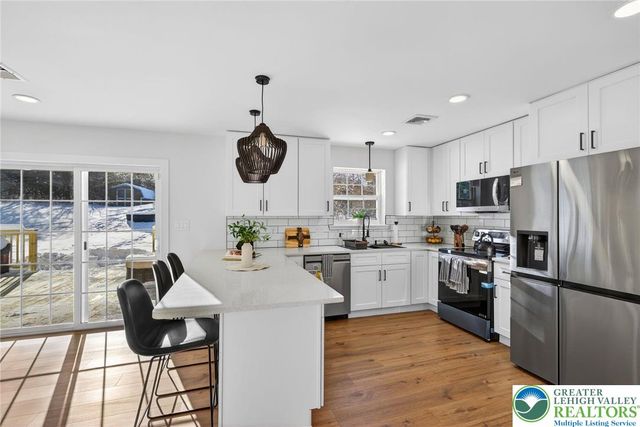 200 Brittany Drive, Penn Forest Twp, PA 18210