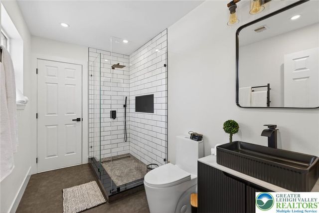 200 Brittany Drive, Penn Forest Twp, PA 18210