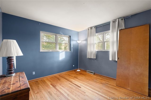 2416 Stover Drive, New Albany, IN 47150