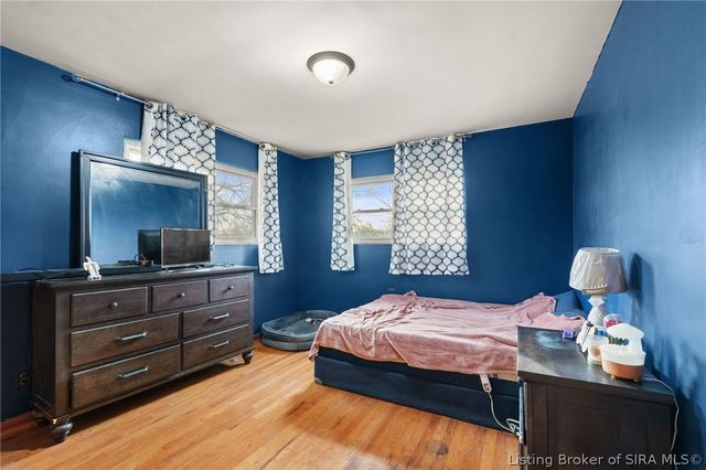 2416 Stover Drive, New Albany, IN 47150