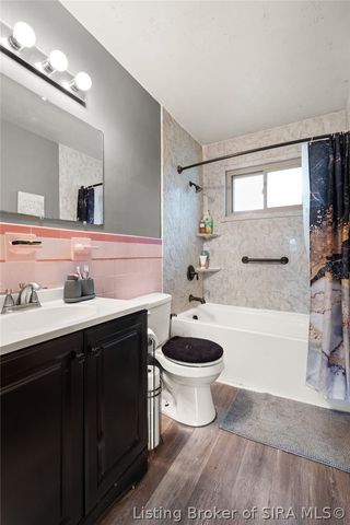 2416 Stover Drive, New Albany, IN 47150