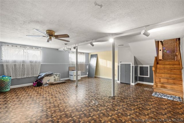 2416 Stover Drive, New Albany, IN 47150