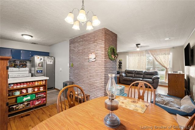 2416 Stover Drive, New Albany, IN 47150