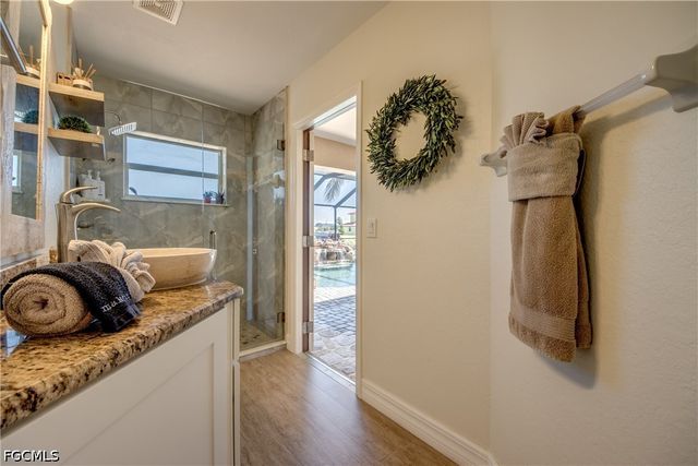 1913 SW 41st ST, Cape Coral, FL 33914
