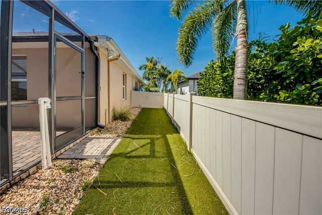 1913 SW 41st ST, Cape Coral, FL 33914