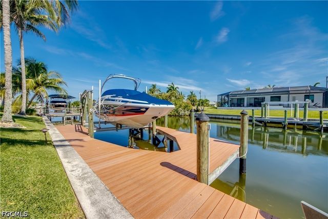 1913 SW 41st ST, Cape Coral, FL 33914