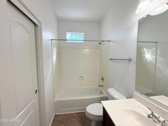 240 W Juniper Avenue 1027, Gilbert, AZ 85233