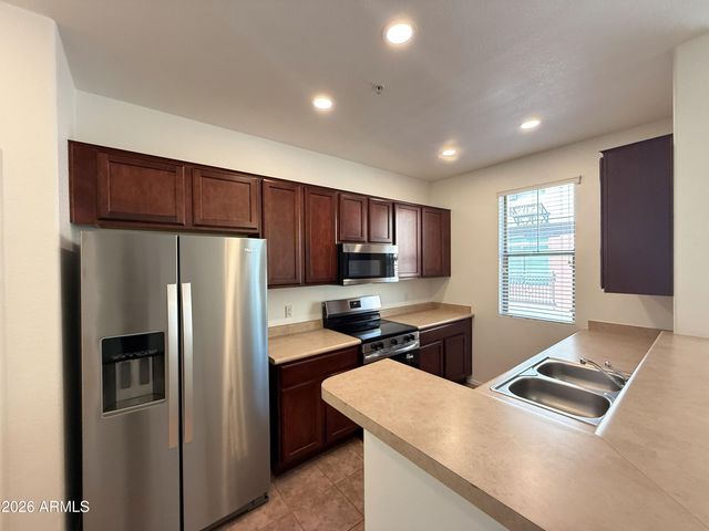 240 W Juniper Avenue 1027, Gilbert, AZ 85233