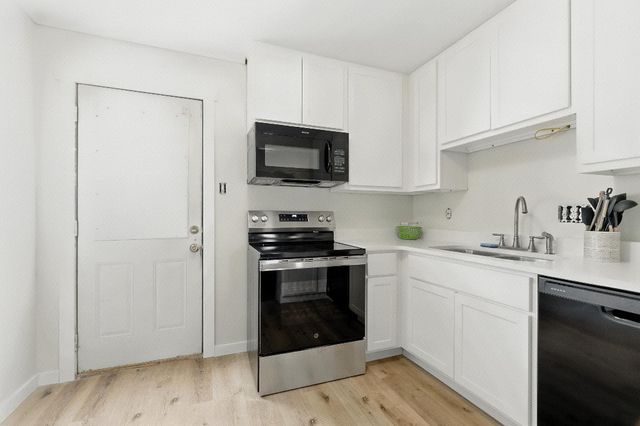 517 18th Street NE, Cedar Rapids, IA 52402