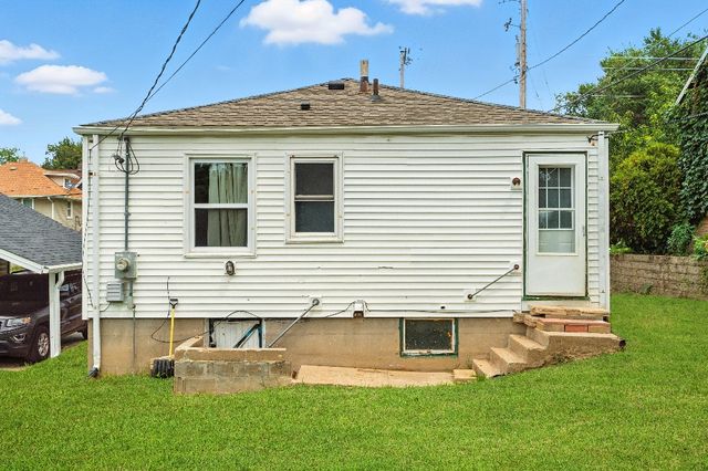 517 18th Street NE, Cedar Rapids, IA 52402