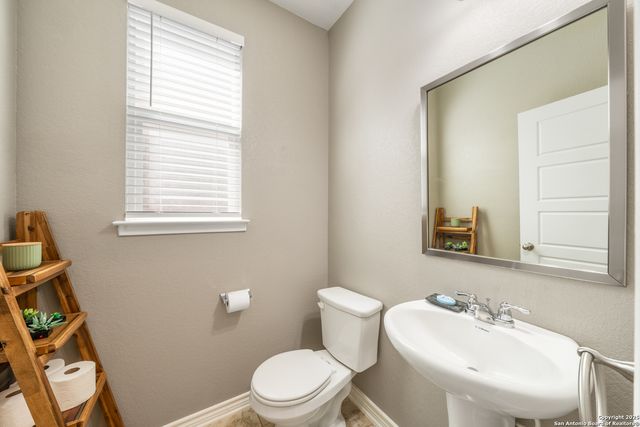 11312 Red Oak Turn, Helotes, TX 78023