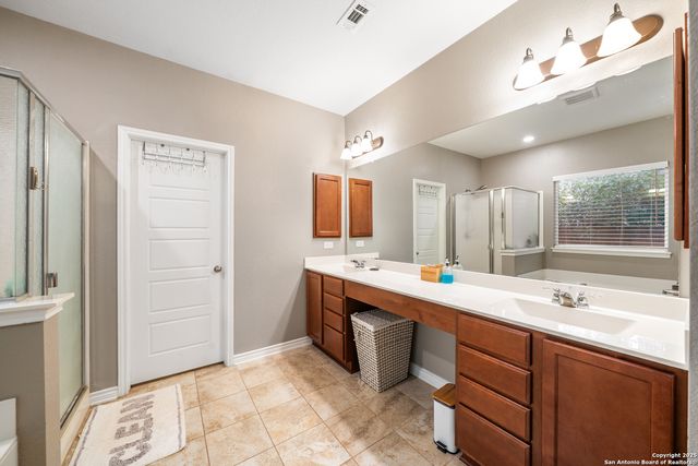 11312 Red Oak Turn, Helotes, TX 78023