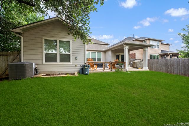 11312 Red Oak Turn, Helotes, TX 78023