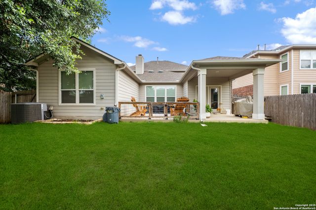 11312 Red Oak Turn, Helotes, TX 78023