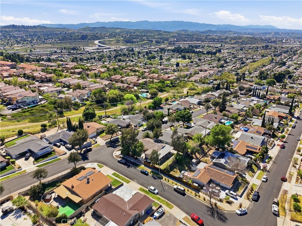 Image 28 of property listing at 18631 Kimbrough Street, Canyon Country, CA 91351